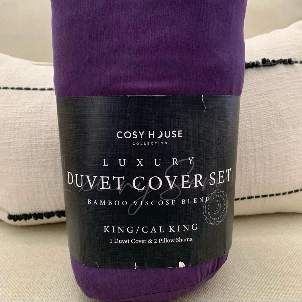 New $145 Luxury Duvet Cover Set
Bamboo Viscose Blend in Purple - Picture 2 of 8